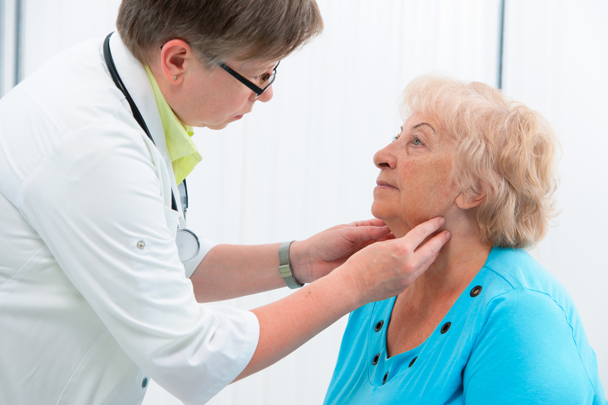 5 Signs You May Need To Check Your Thyroid - Private Duty Boost!